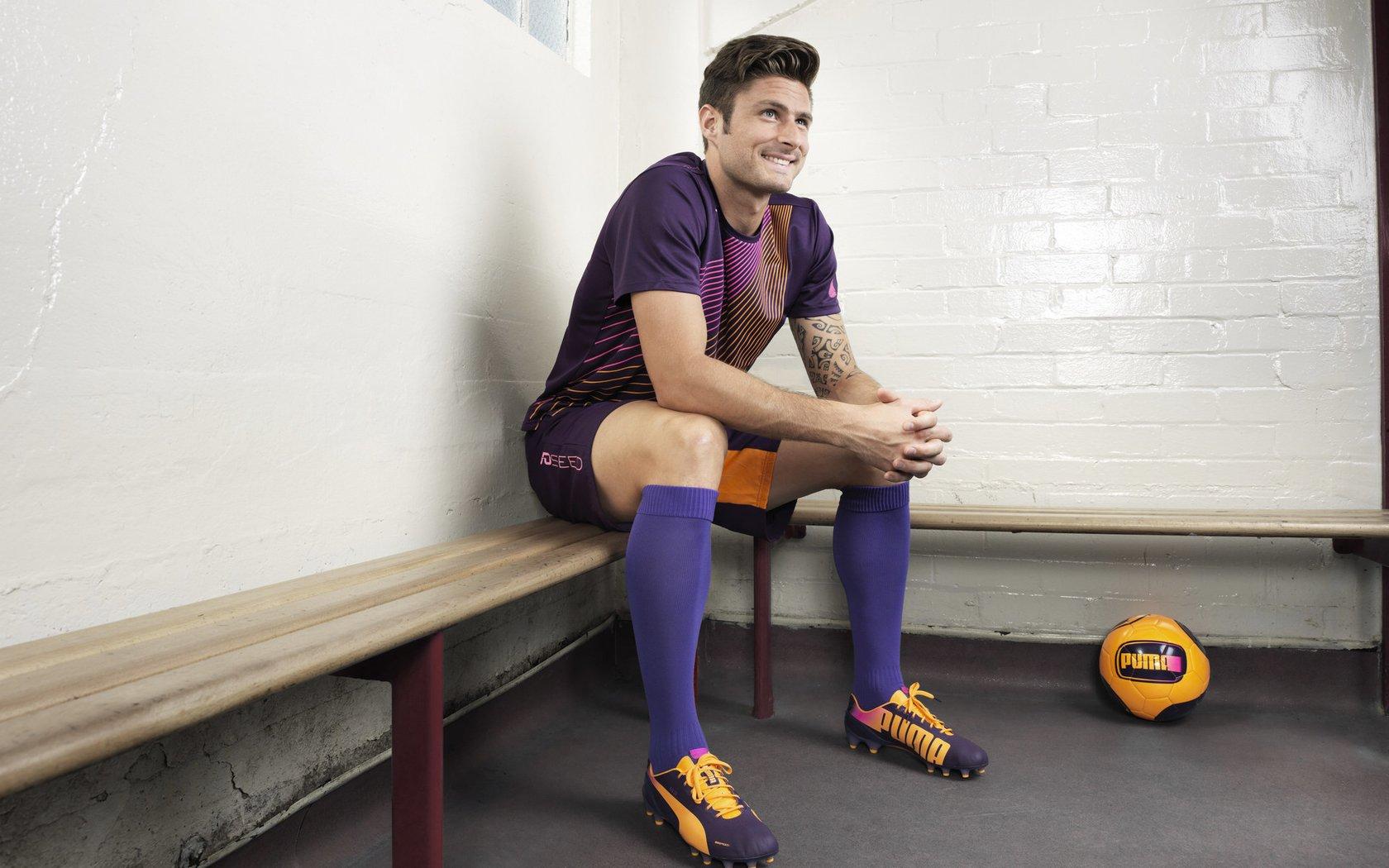 麦科勒姆高效贡献18分，鹈鹕主场力克强敌稳固排名